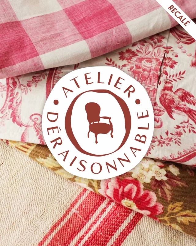 Logo recalé 👋

Quand je conçois un logotype, je propose généralement trois pistes créatives. Forcément, certaines restent sur le banc de touche... mais ce n’est pas pour autant qu’elles manquent d’intérêt ! ✨

Voici l’une de ces propositions non retenues (une proposition avec 2 compositions différentes) pour @atelier.deraisonnable , un projet tout récent.
J’étais parti sur une typographie irrégulière et déstructurée, en écho au nom de l’entreprise, avec une silhouette de fauteuil Voltaire au centre pour évoquer l’univers du mobilier. 🪑

Au final, la cliente souhaitait un rendu plus féminin, avec une touche artisanale. Le choix s’est donc porté sur un logo plus délicat, mêlant une typographie fine à un symbole d’initiales dessiné à la main. ✍️ 

~
#graphiste #graphistefreelance #graphisme #graphicdesign #graphistebourgoin #graphistebourgoinjallieu #bourgoin #latourdupin #bourgoinjallieu #graphistegrenoble #graphistechambery #graphisteannecy #graphistevoiron #graphistelyon #graphicdesignerlyon #logo #logodesigns #logotype #logodesigner #juliencottazdesign #graphisteparis #graphicdesign #graphicdesignerparis #graphisteisere